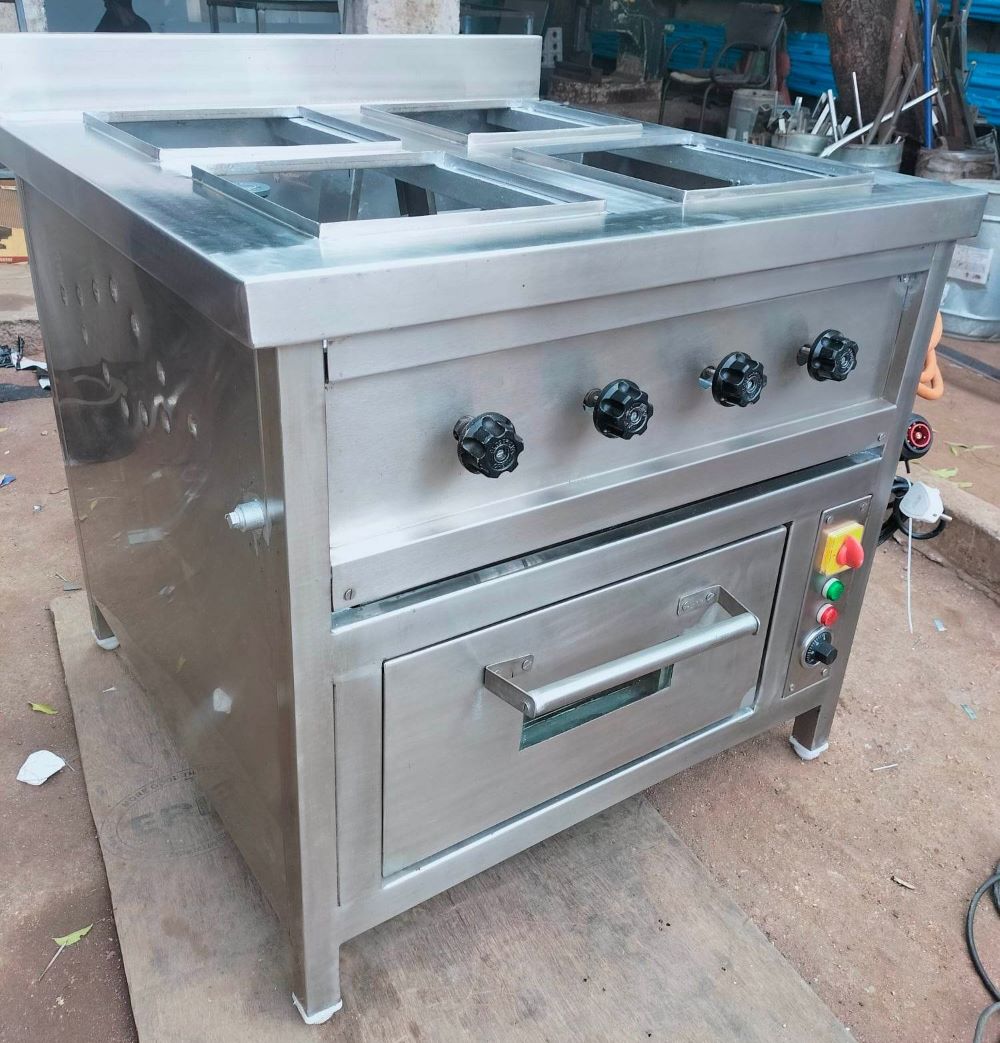 Four Burner Continental Range