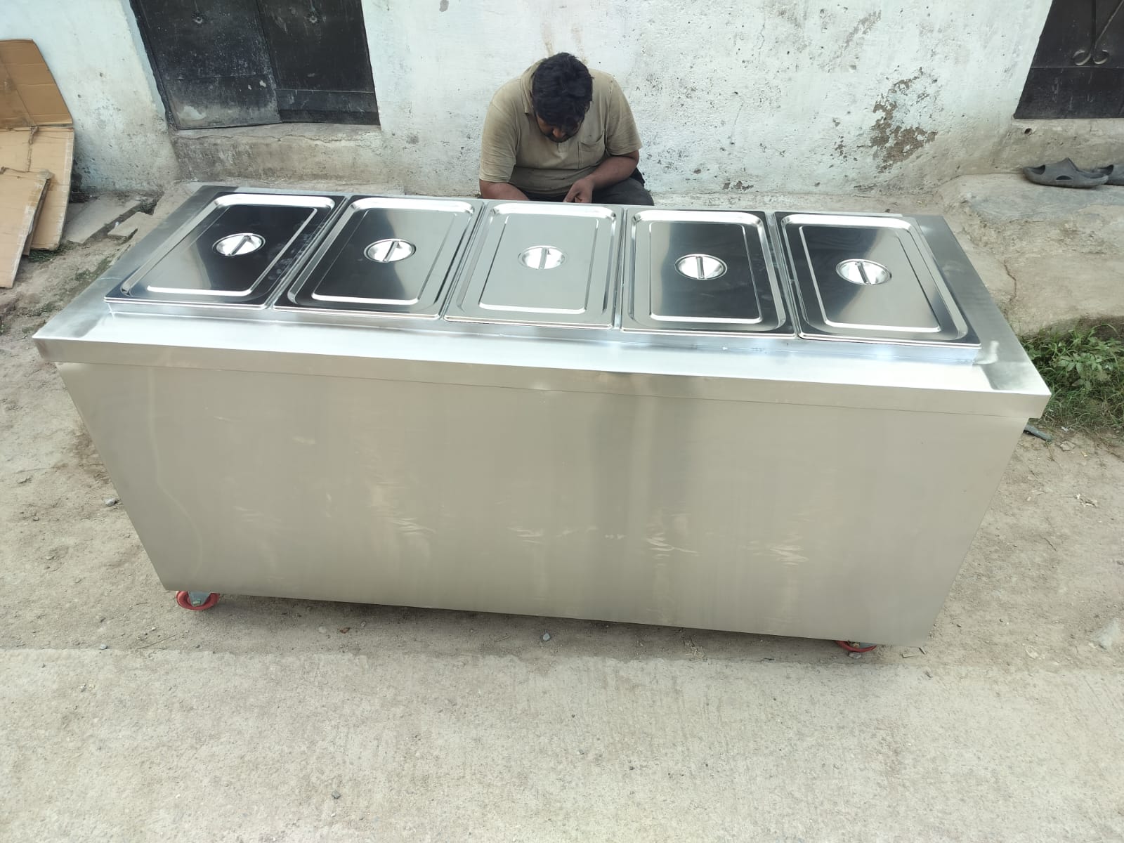 Stainless Steel Bain Marie With Five GN Pans