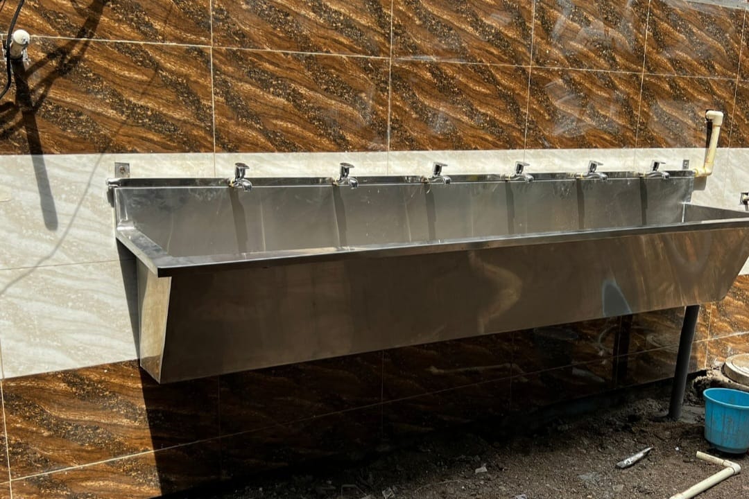 Stainless Steel Hand Wash Basin With Stand