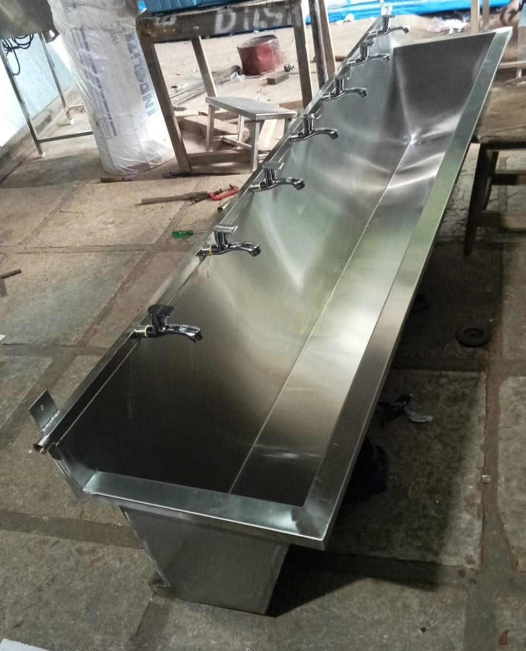 Stainless Steel Hand Wash Basin With Stand