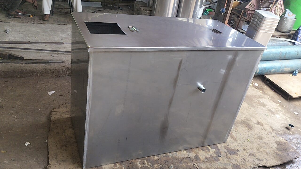 Stainless Steel Commercial Grease Trap